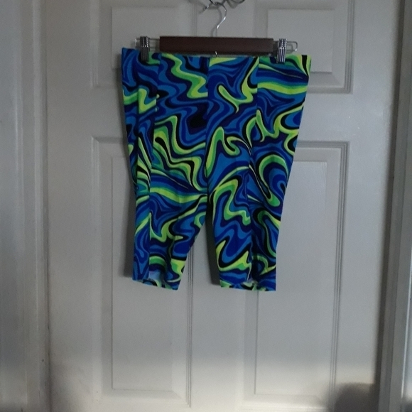 Legs by Liz colorful biker shorts A-2 5/$25 - Picture 1 of 3
